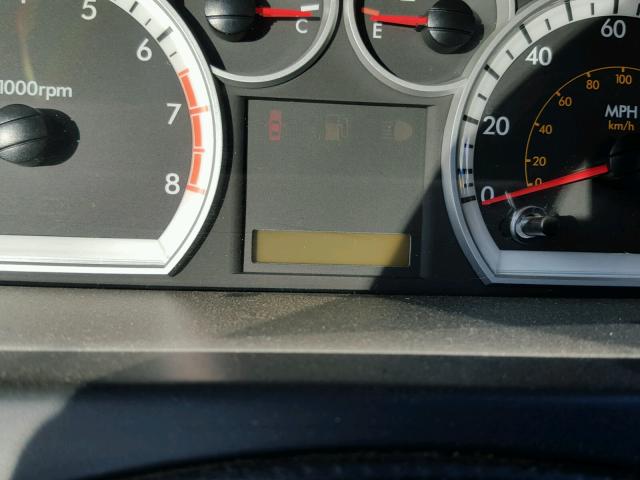 KL1TD5DE4AB102273 - 2010 CHEVROLET AVEO LS SILVER photo 8