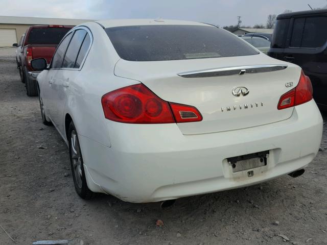 JNKCV61E79M306841 - 2009 INFINITI G37 BASE WHITE photo 3