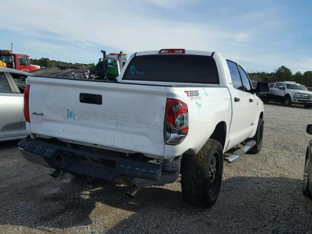 5TFDW5F15EX345231 - 2014 TOYOTA TUNDRA CRE WHITE photo 4