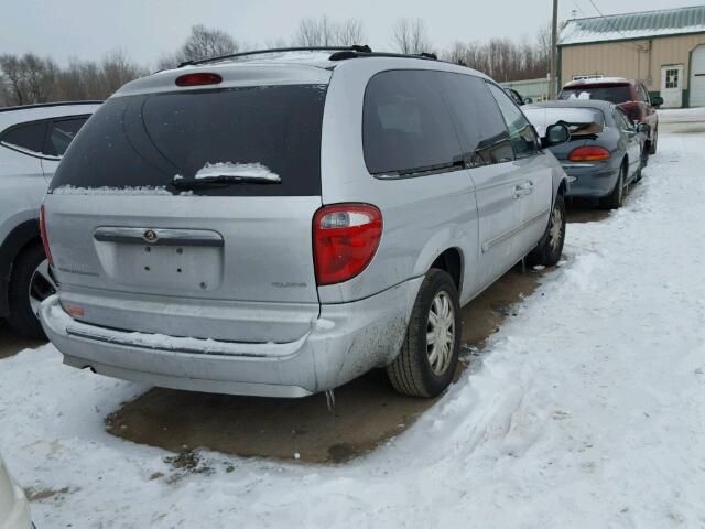 2A4GP54L27R210718 - 2007 CHRYSLER TOWN & COU SILVER photo 4