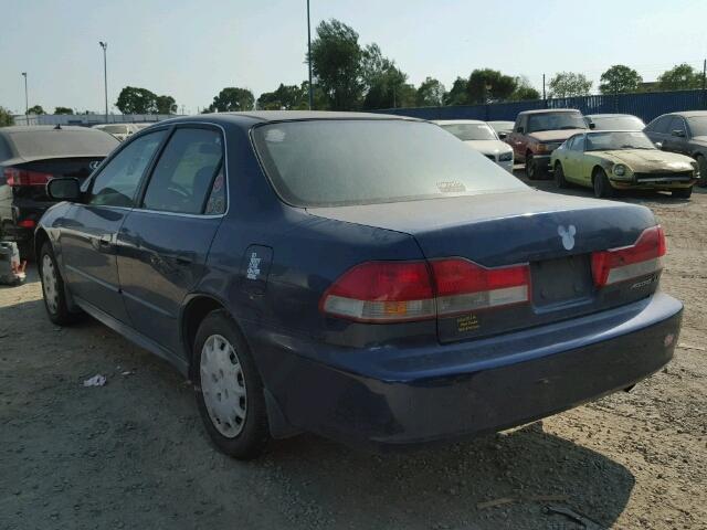 3HGCG66511G703202 - 2001 HONDA ACCORD LX BLUE photo 3