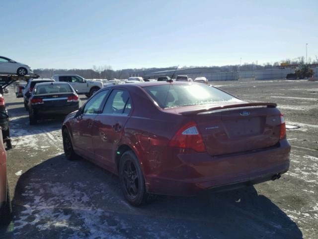 3FAHP0HA9AR233572 - 2010 FORD FUSION SE RED photo 3