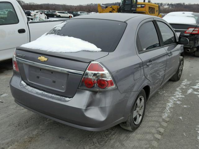 KL1TD5DE1AB057826 - 2010 CHEVROLET AVEO LS SILVER photo 4