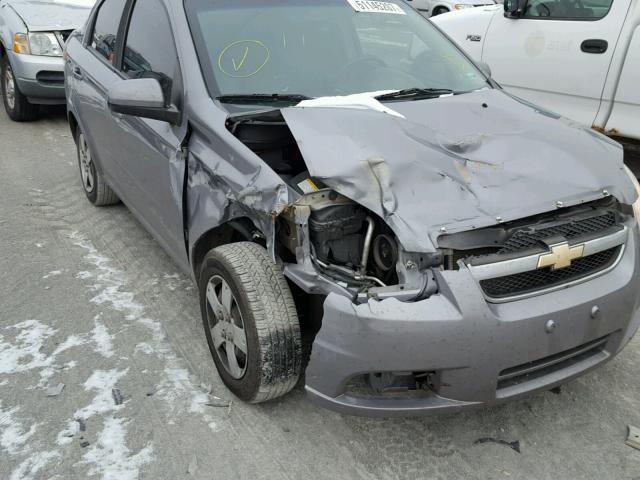 KL1TD5DE1AB057826 - 2010 CHEVROLET AVEO LS SILVER photo 9