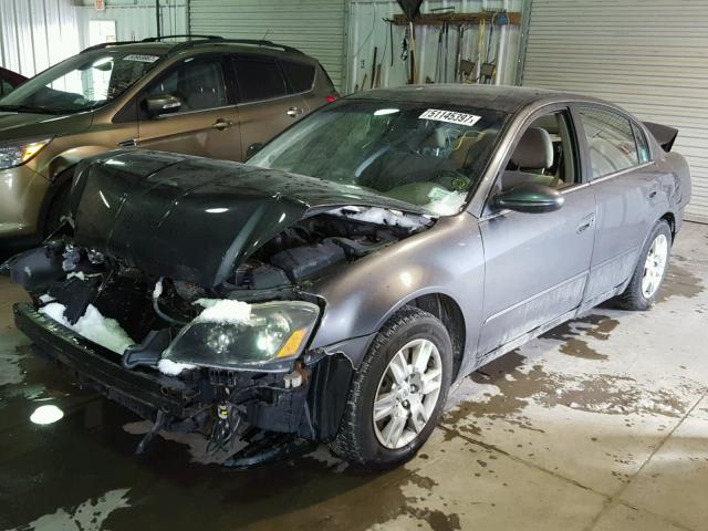 1N4AL11D16N327673 - 2006 NISSAN ALTIMA S GRAY photo 2