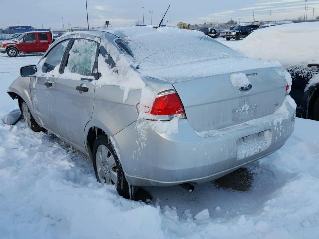 1FAHP34N59W146058 - 2009 FORD FOCUS S SILVER photo 3