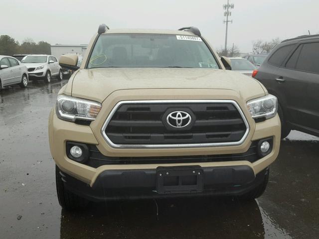 3TMCZ5ANXHM078661 - 2017 TOYOTA TACOMA DOU GOLD photo 9