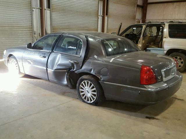 1LNHM81W64Y639477 - 2004 LINCOLN TOWN CAR E BROWN photo 3