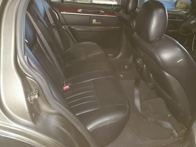 1LNHM81W64Y639477 - 2004 LINCOLN TOWN CAR E BROWN photo 6