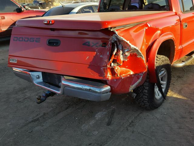 1B7HG48NX2S562422 - 2002 DODGE DAKOTA QUA RED photo 9