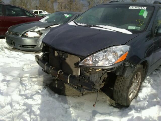 5TDBA22C46S072799 - 2006 TOYOTA SIENNA XLE GRAY photo 9