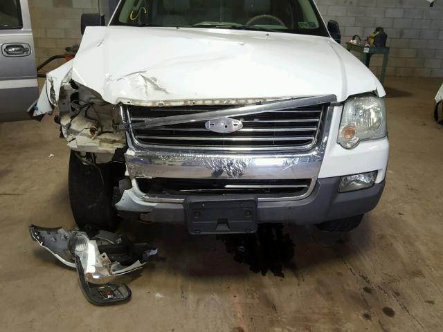 1FMEU73806UA64489 - 2006 FORD EXPLORER X WHITE photo 7