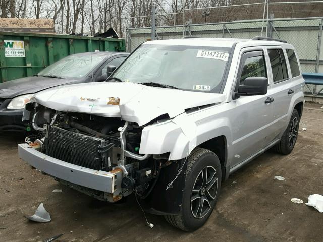 1J4NF1GB1AD675782 - 2010 JEEP PATRIOT SP SILVER photo 2