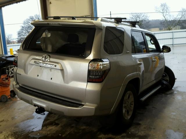 JTEBU5JR9G5373179 - 2016 TOYOTA 4RUNNER SR SILVER photo 4