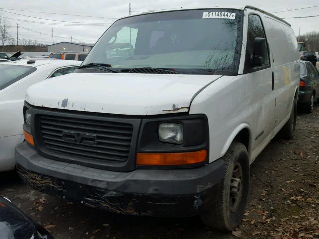 1GTGG25V151106324 - 2005 GMC SAVANA G25 WHITE photo 2