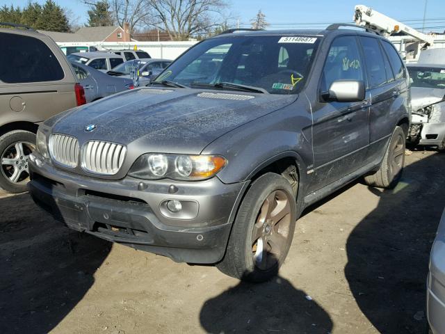 5UXFB53525LV18169 - 2005 BMW X5 4.4I GRAY photo 2