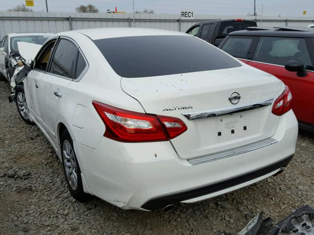 1N4AL3AP0HC117246 - 2017 NISSAN ALTIMA 2.5 WHITE photo 3