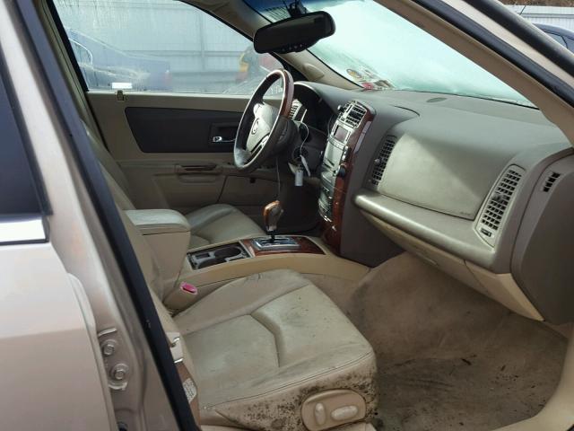 1GYEE637660163614 - 2006 CADILLAC SRX TAN photo 5