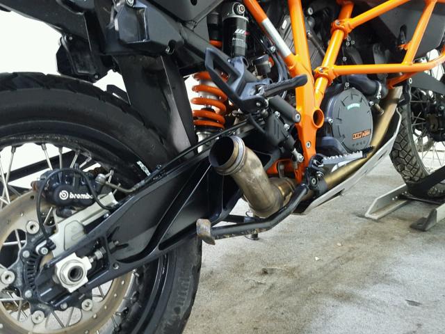 VBKV29401FM930908 - 2015 KTM 1190 ADVEN ORANGE photo 16