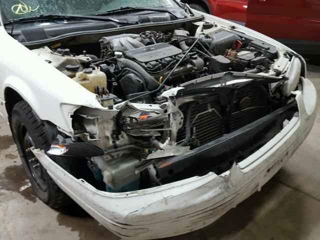 4T1BF22K1XU930991 - 1999 TOYOTA CAMRY LE WHITE photo 9