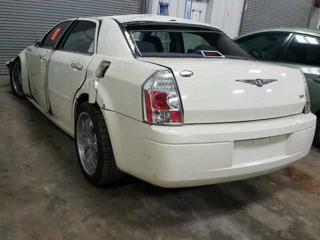 2C3LA43R96H281798 - 2006 CHRYSLER 300 WHITE photo 3