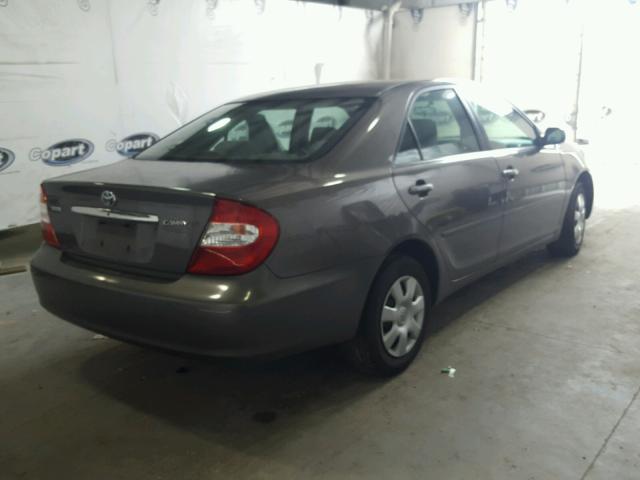 4T1BE32K23U722878 - 2003 TOYOTA CAMRY LE GRAY photo 4