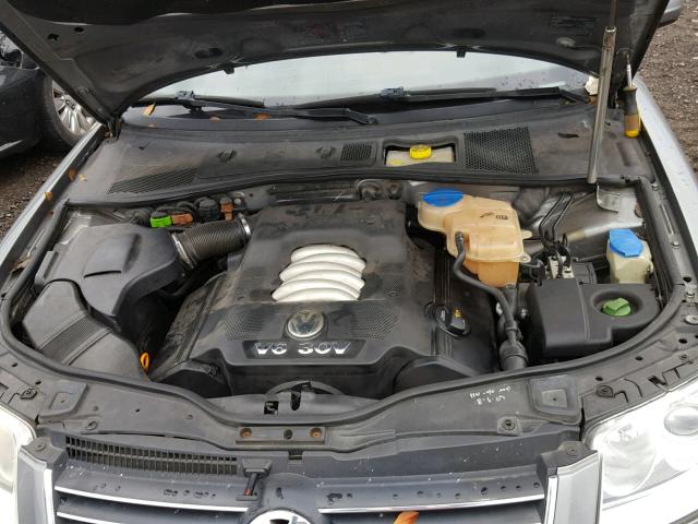 WVWRH63B04P104730 - 2004 VOLKSWAGEN PASSAT GLX GRAY photo 7