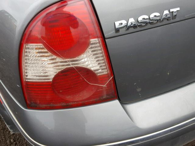 WVWRH63B04P104730 - 2004 VOLKSWAGEN PASSAT GLX GRAY photo 9