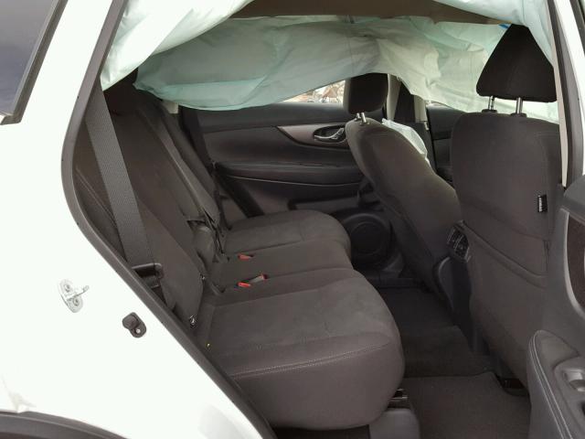 KNMAT2MVXGP661453 - 2016 NISSAN ROGUE S WHITE photo 6