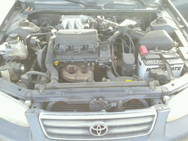 4T1BF22K9YU944011 - 2000 TOYOTA CAMRY LE ნაცრისფერი ფოტო 7