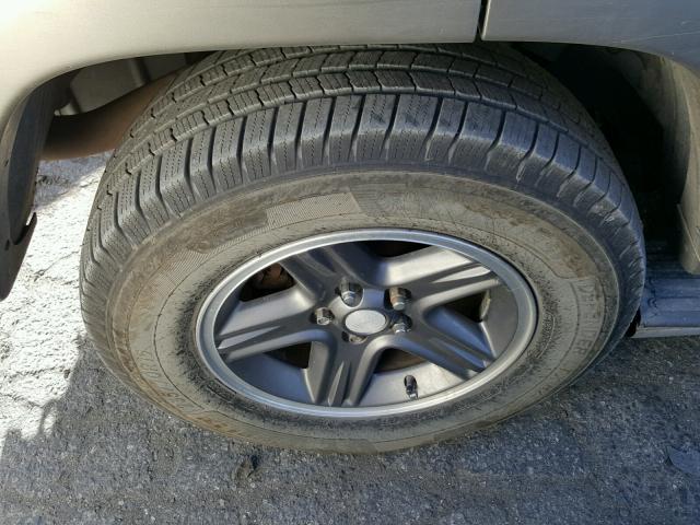 1J4GL38K73W613760 - 2003 JEEP LIBERTY RE BROWN photo 9