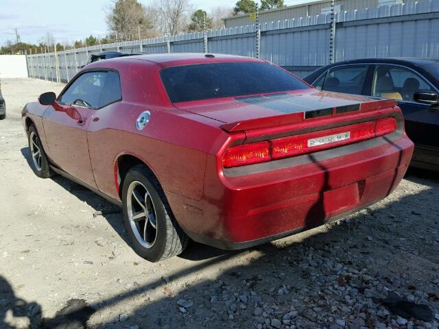 2B3CJ4DV8AH323606 - 2010 DODGE CHALLENGER RED photo 3