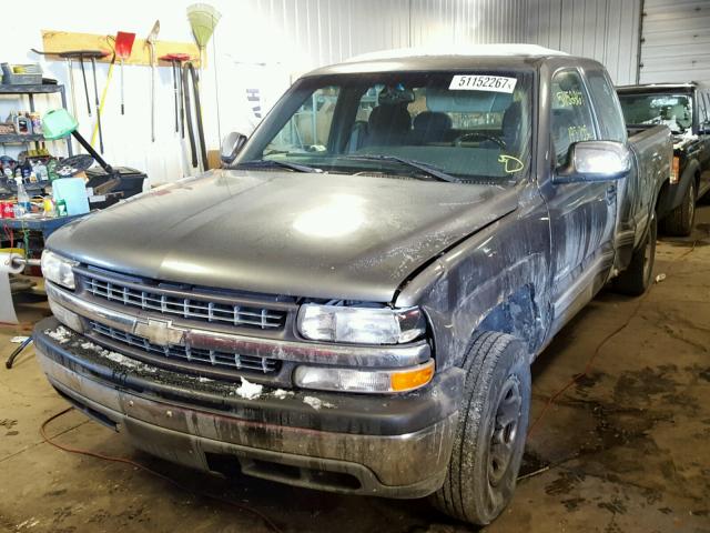 1GCGK29U4YE340146 - 2000 CHEVROLET SILVERADO GRAY photo 2