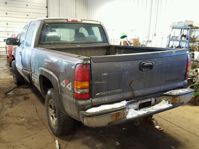 1GCGK29U4YE340146 - 2000 CHEVROLET SILVERADO GRAY photo 3