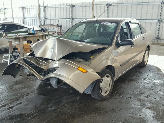 1FAFP33P33W288202 - 2003 FORD FOCUS LX GOLD photo 2