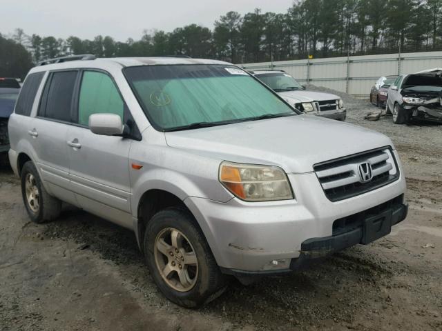 5FNYF28716B018452 - 2006 HONDA PILOT EX SILVER photo 1