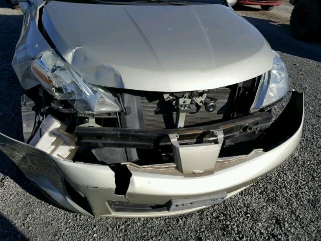 3N1BC11EX8L447954 - 2008 NISSAN VERSA S BEIGE photo 9