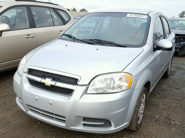 KL1TD5DEXAB111415 - 2010 CHEVROLET AVEO LS SILVER photo 2