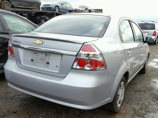 KL1TD5DEXAB111415 - 2010 CHEVROLET AVEO LS SILVER photo 4