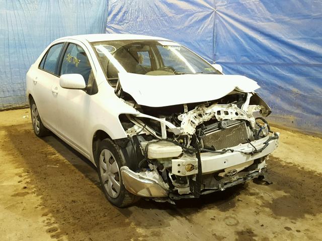 JTDBT923071006994 - 2007 TOYOTA YARIS WHITE photo 1