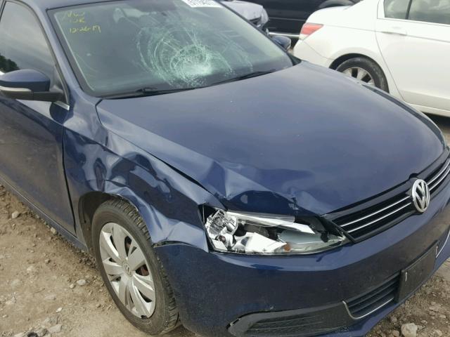 3VWDP7AJ5DM408720 - 2013 VOLKSWAGEN JETTA SE BLUE photo 9