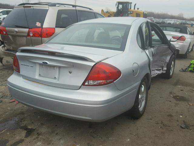 1FAFP53UX5A120946 - 2005 FORD TAURUS SE SILVER photo 4