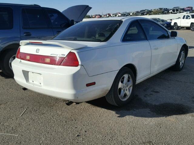 1HGCG2259WA020216 - 1998 HONDA ACCORD EX WHITE photo 4