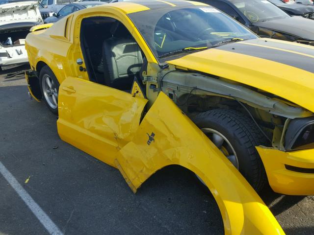 1ZVFT80N065106579 - 2006 FORD MUSTANG YELLOW photo 9