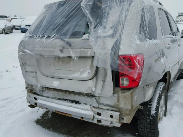 2CKDL73F576010583 - 2007 PONTIAC TORRENT SILVER photo 10