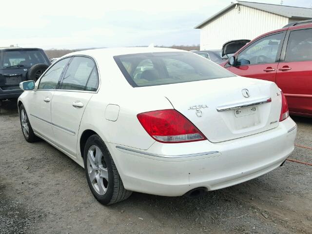 JH4KB16545C000616 - 2005 ACURA RL WHITE photo 3