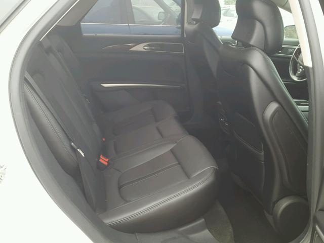 3LN6L2JK7GR624834 - 2016 LINCOLN MKZ Սպիտակ լուսանկար 6