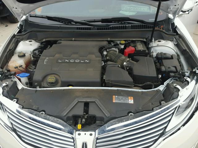 3LN6L2JK7GR624834 - 2016 LINCOLN MKZ Սպիտակ լուսանկար 7