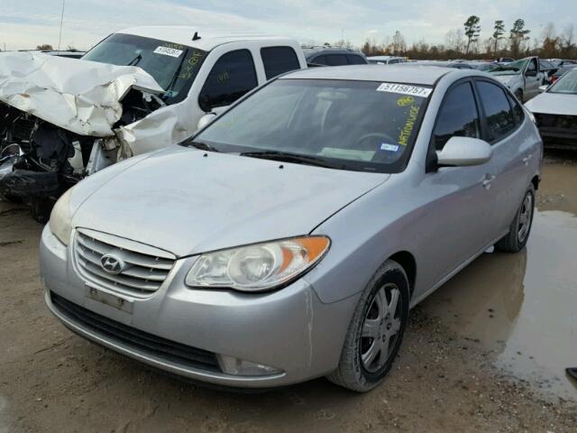 KMHDU4ADXAU836869 - 2010 HYUNDAI ELANTRA BL SILVER photo 2