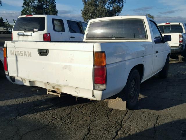 1N6SD11S2PC384517 - 1993 NISSAN TRUCK SHOR WHITE photo 4